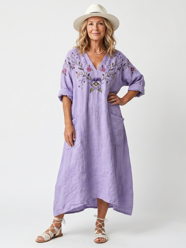 Tavi | Blommönstrad Broderad Oversized Midi Klänning