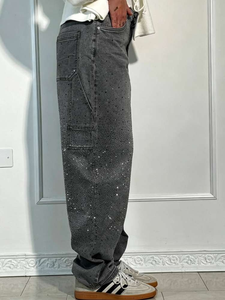 Valfrida jeans i grå färg, sidovy