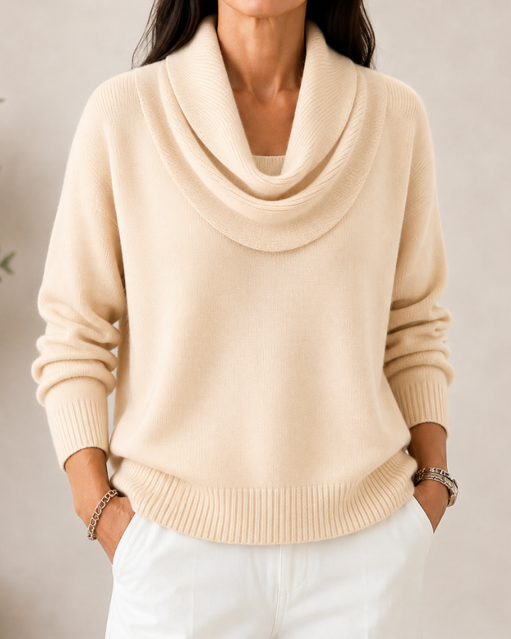Caralina | Elegant Cowl Neck Stickad Tröja