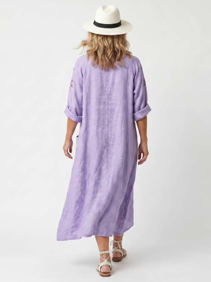 Tavi | Blommönstrad Broderad Oversized Midi Klänning