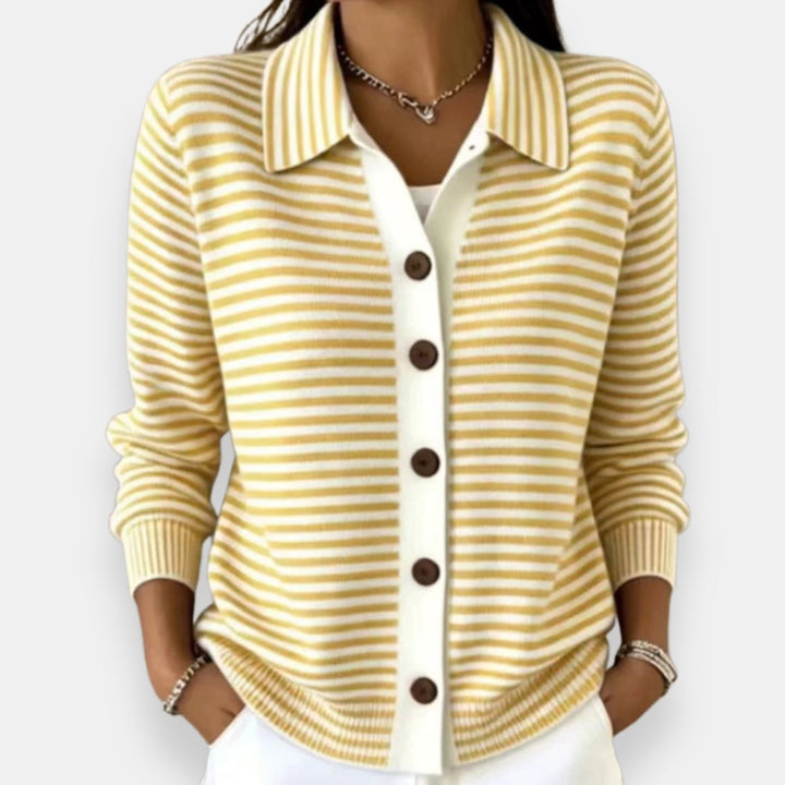 Norah | Randig Knapp Cardigan