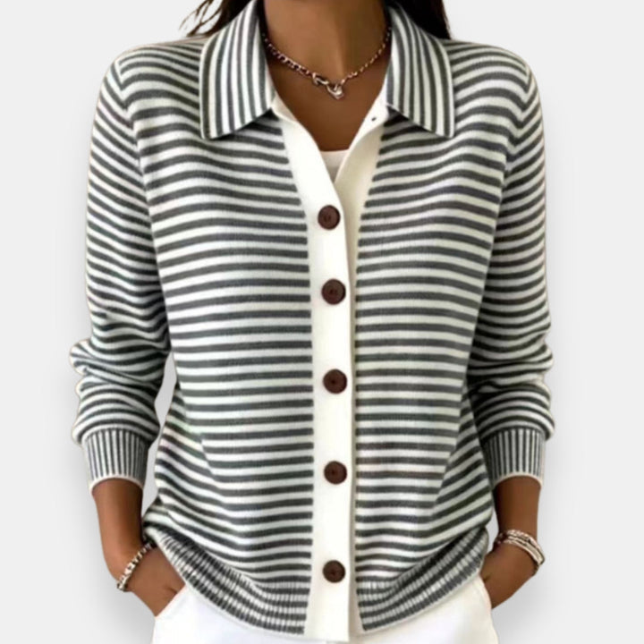 Norah | Randig Knapp Cardigan