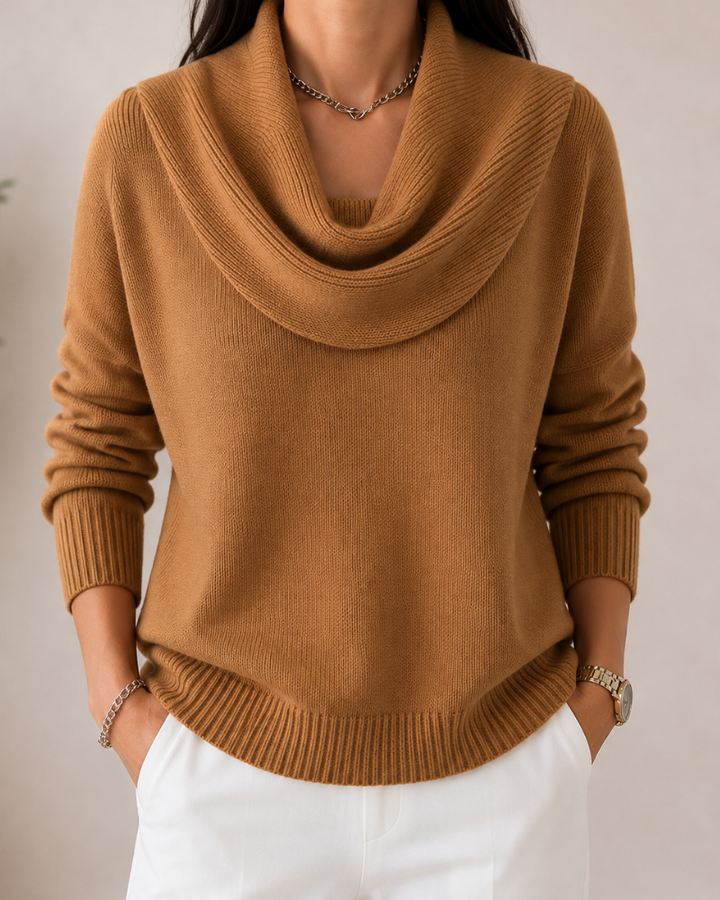Caralina | Elegant Cowl Neck Stickad Tröja
