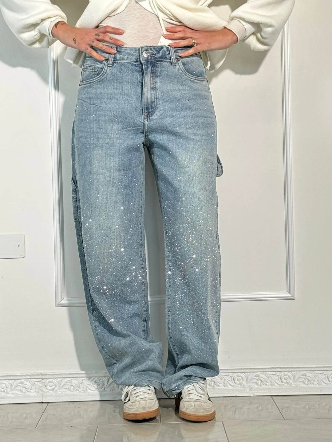 Valfrida ballongjeans med glitter i ljusblå färg