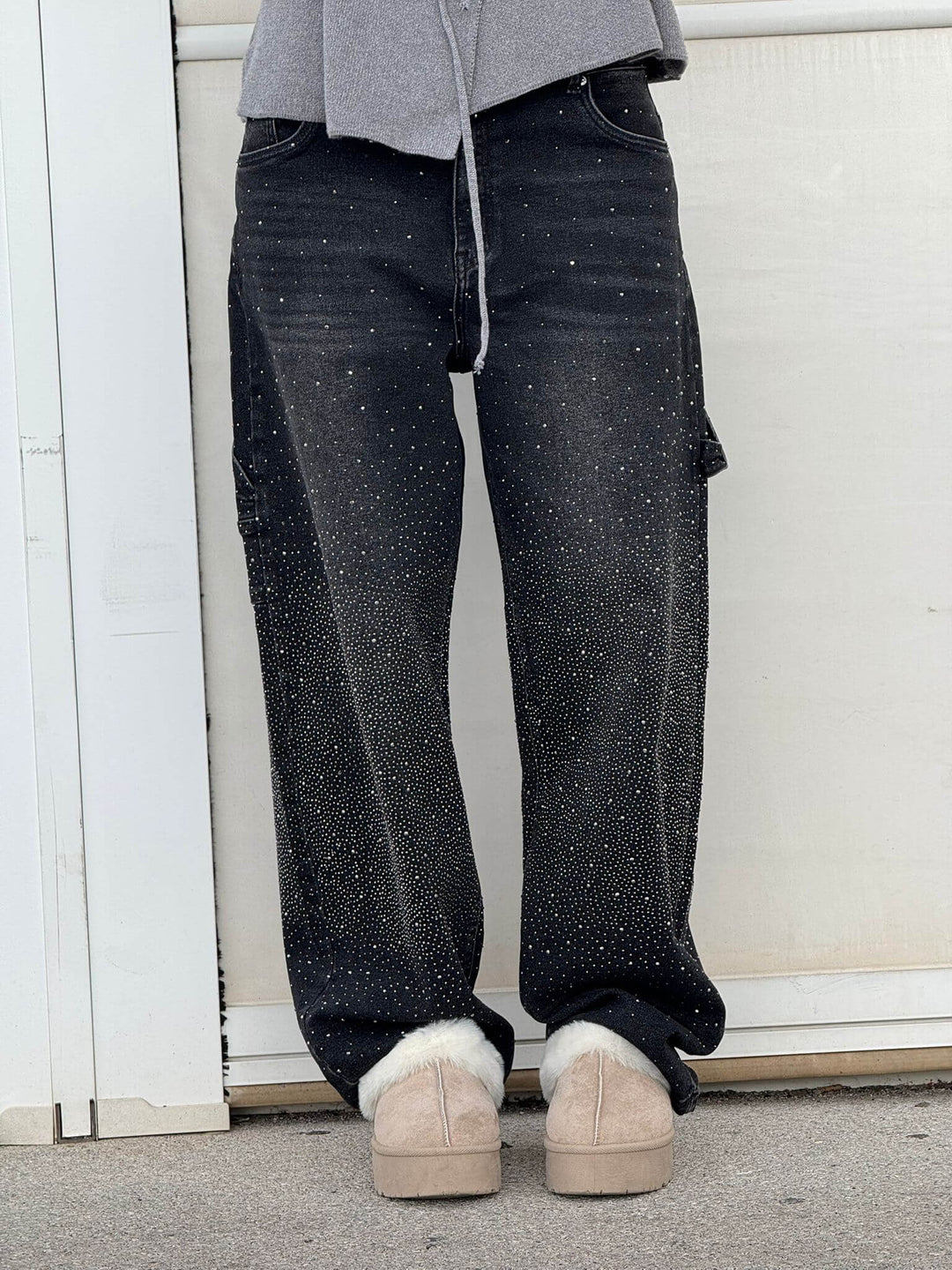 Valfrida ballongjeans med glitter i svart färg