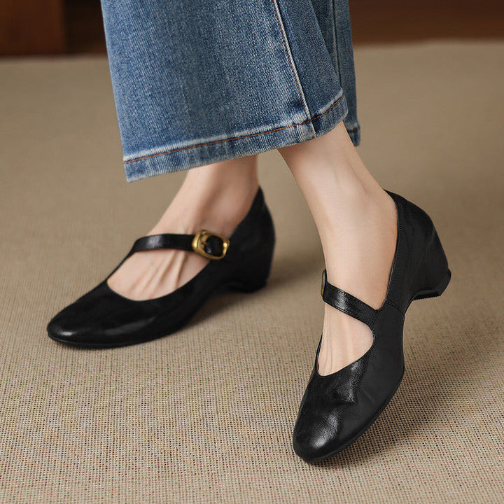 Quira | Rundtåig Mary Jane Flat