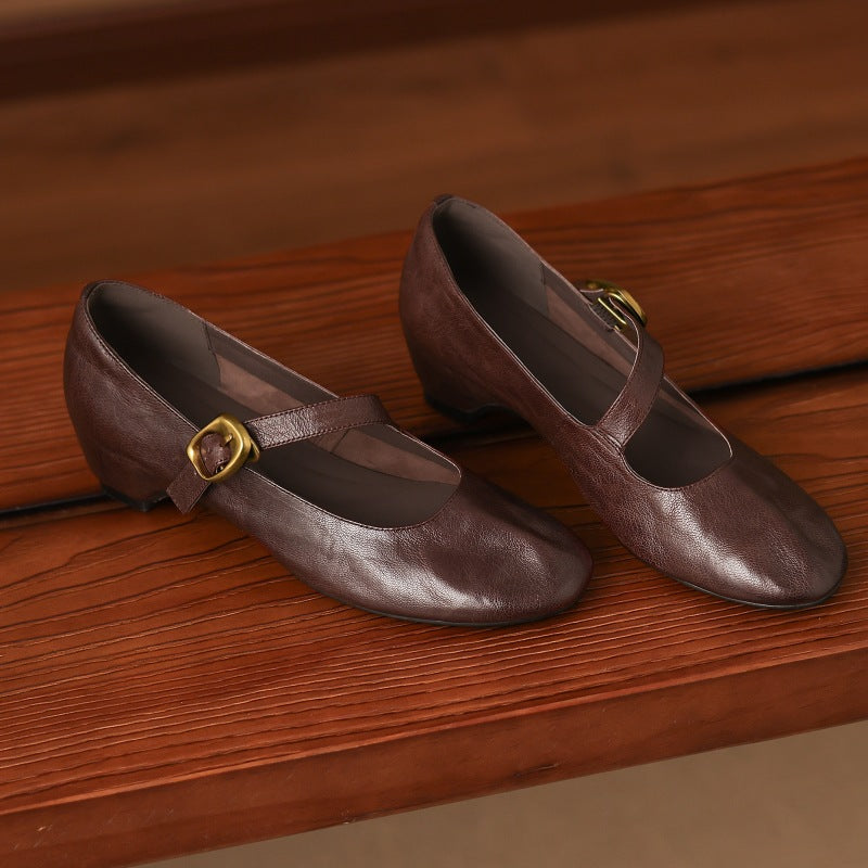 Quira | Rundtåig Mary Jane Flat