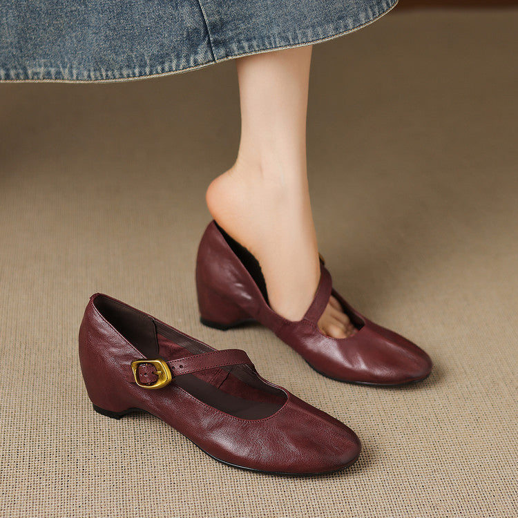 Quira | Rundtåig Mary Jane Flat