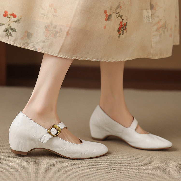 Quira | Rundtåig Mary Jane Flat