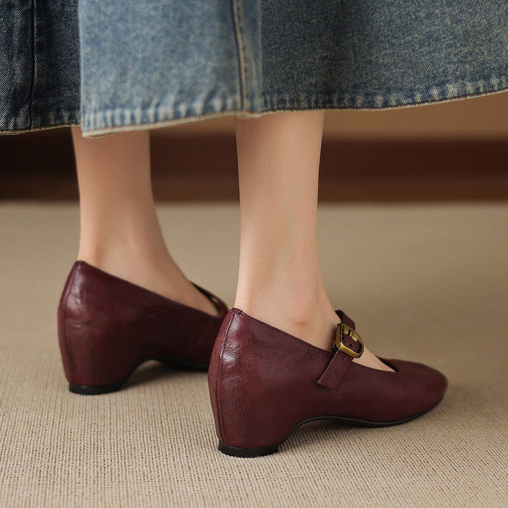 Quira | Rundtåig Mary Jane Flat