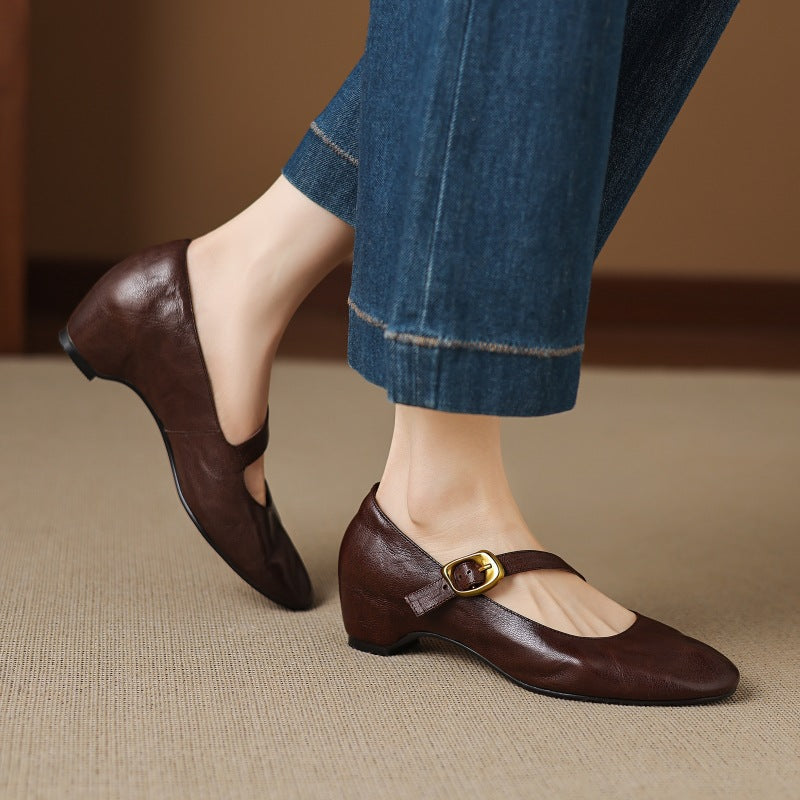 Quira | Rundtåig Mary Jane Flat