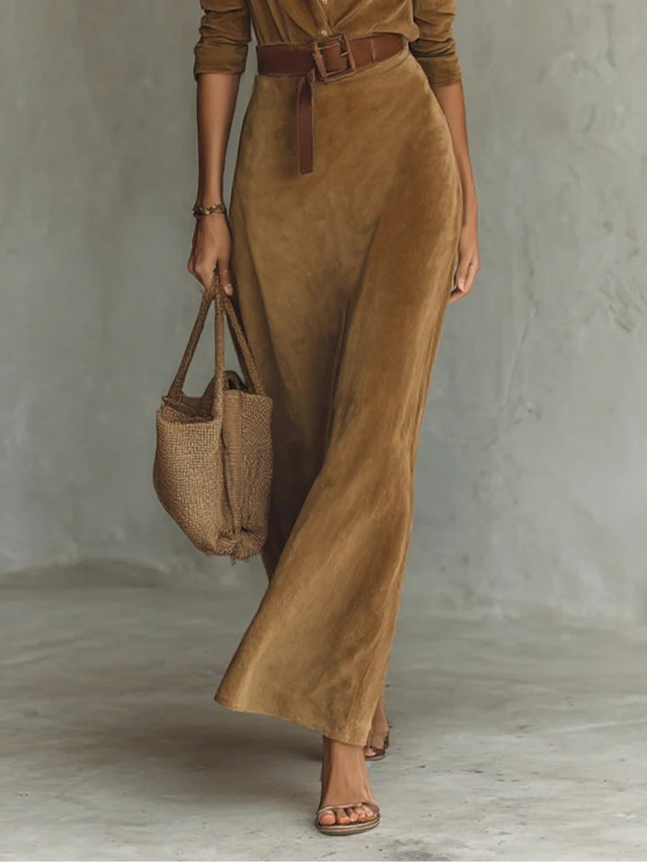 Solenn | Suede Enknäppt Krage Maxi Klänning