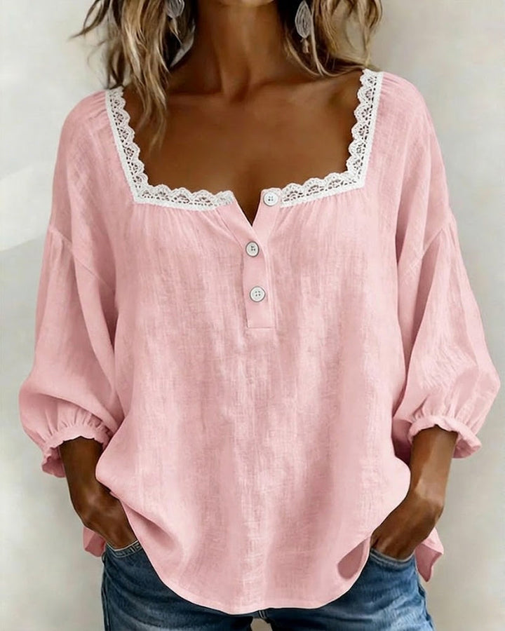 Elodie | Blus med spetsdetaljer och fyrkantig halsringning