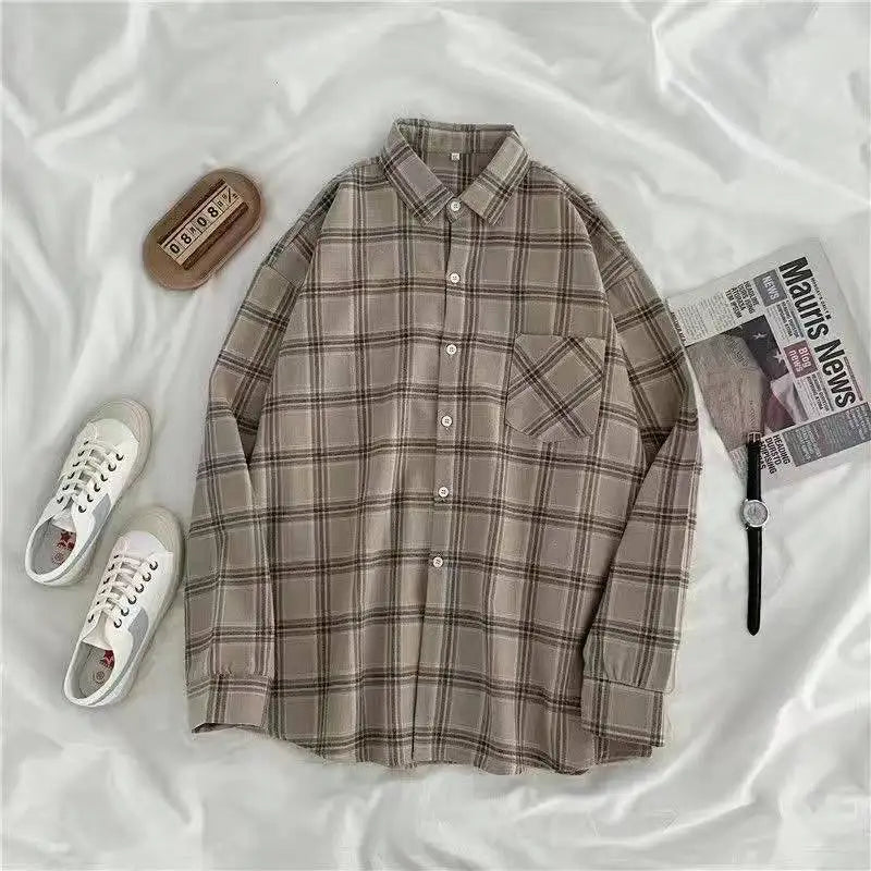 Alida rutig flanellskjorta i beige och brunt, oversized passform