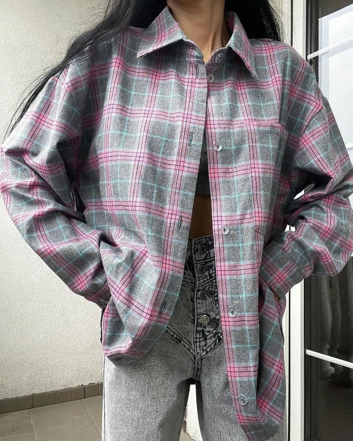 Annsofi rutig flanellskjorta i rosa, mint och grått, oversized passform