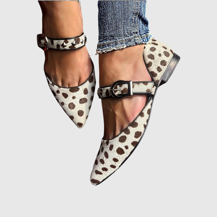Concetta | Mary janes med nitar