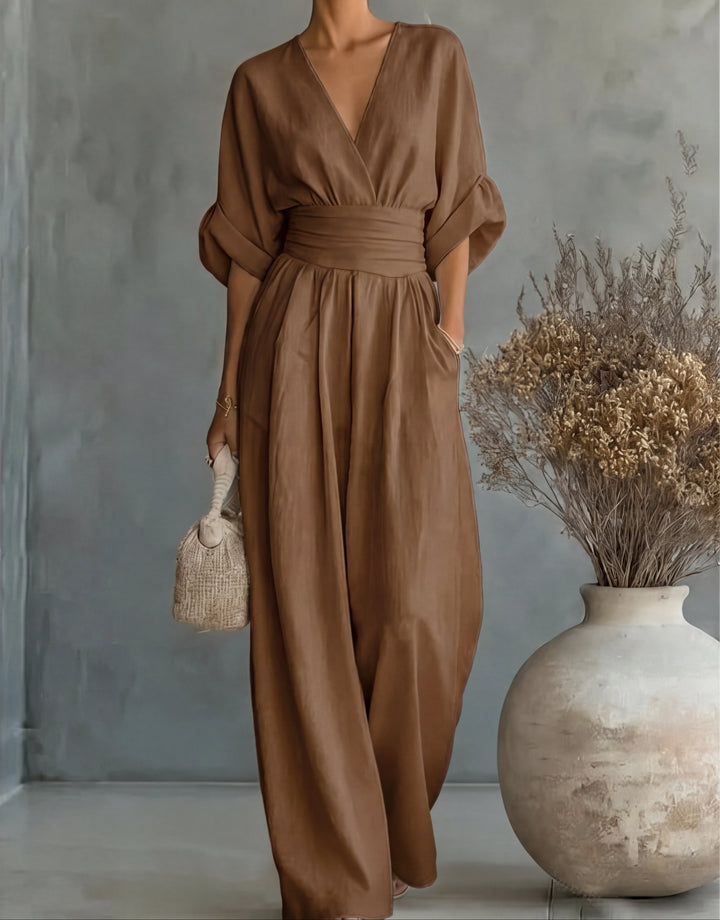 Dalia | Elegant jumpsuit med V-ringning och vida ben