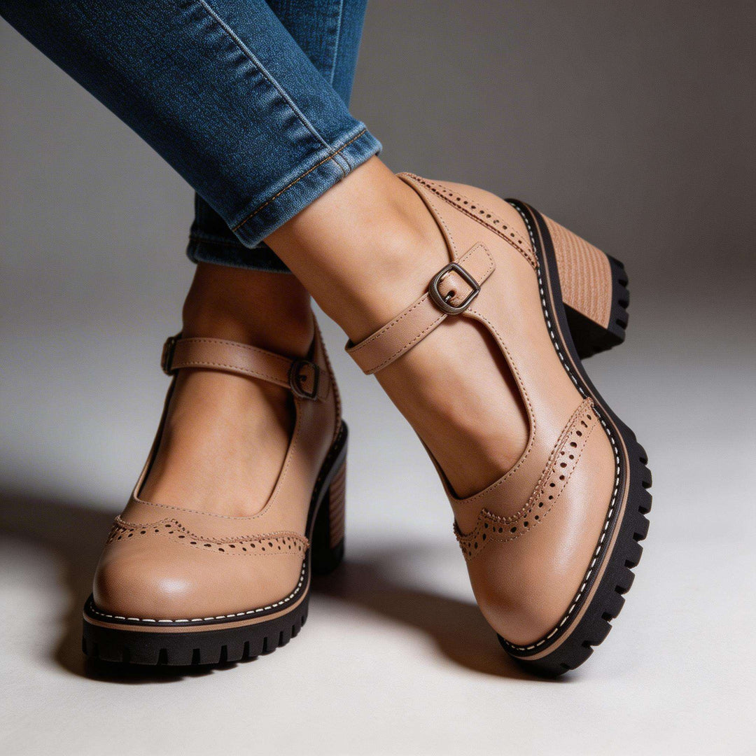Bonnie | Brogue Detalj Blockklackar
