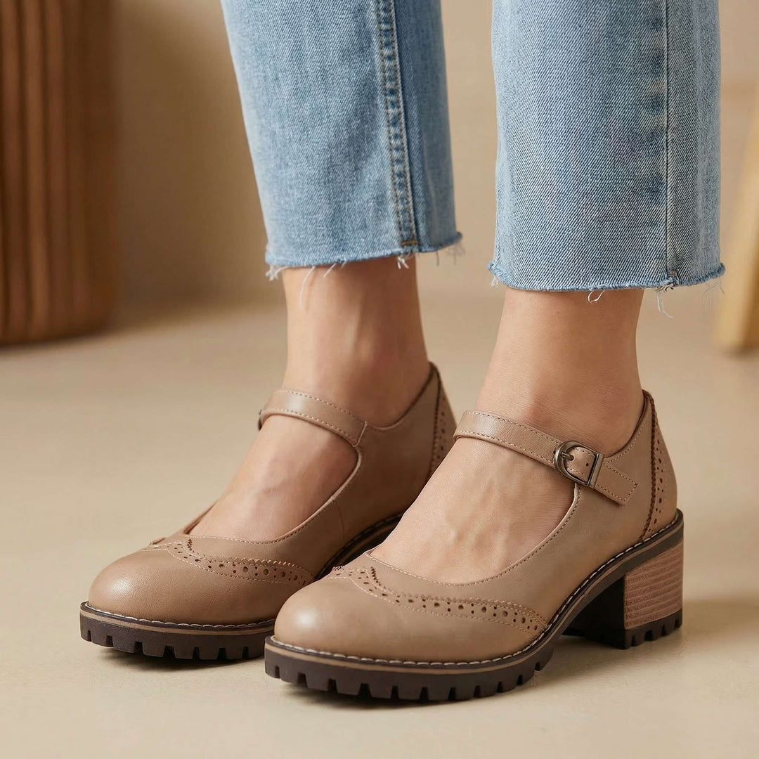 Bonnie | Brogue Detalj Blockklackar