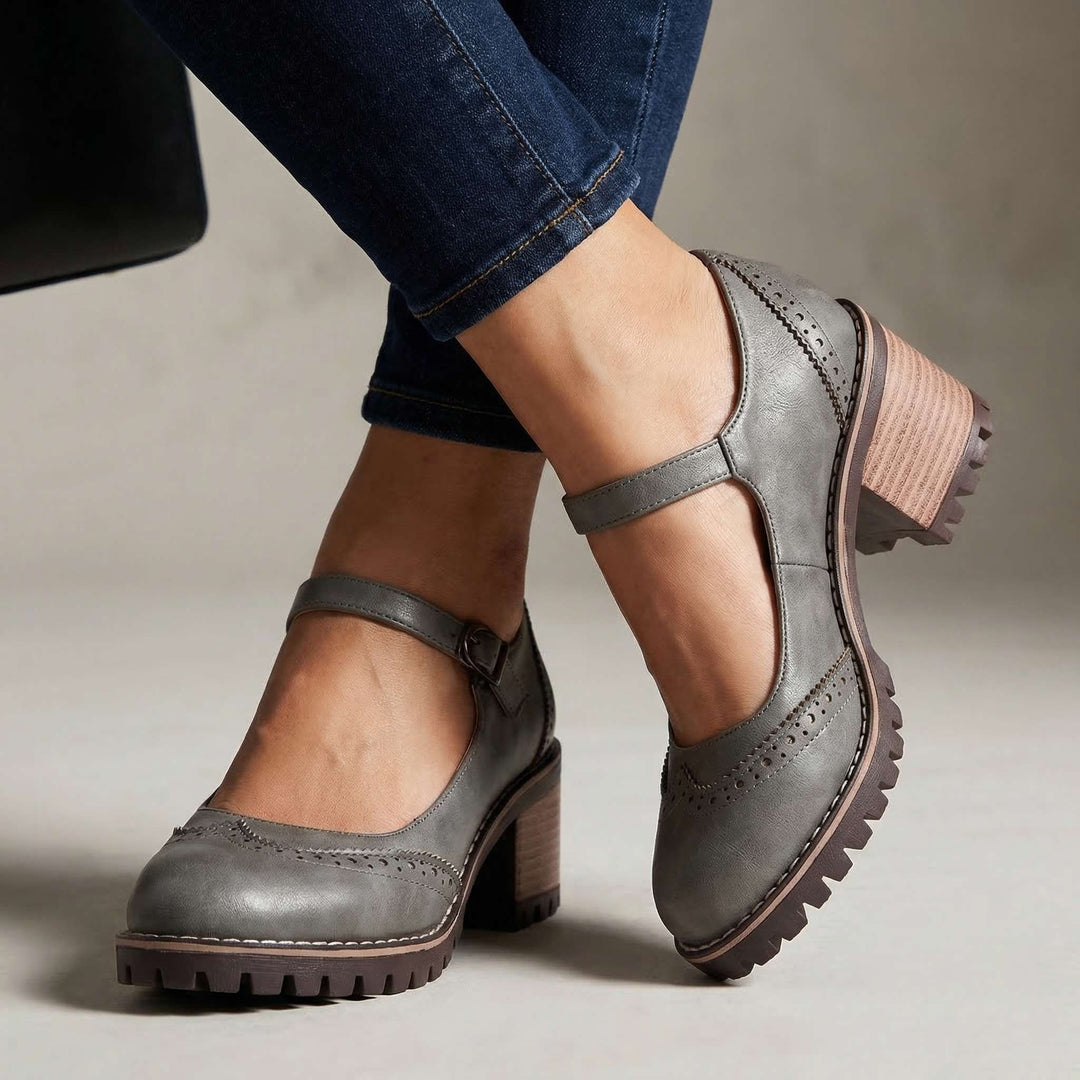 Bonnie | Brogue Detalj Blockklackar