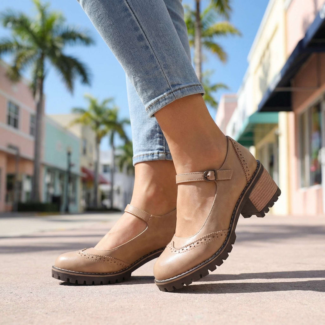 Mimmi | T-Strap Mary Jane Klackar