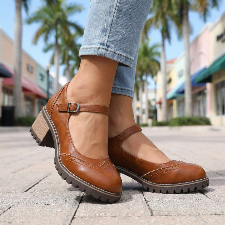 Mimmi | T-Strap Mary Jane Klackar