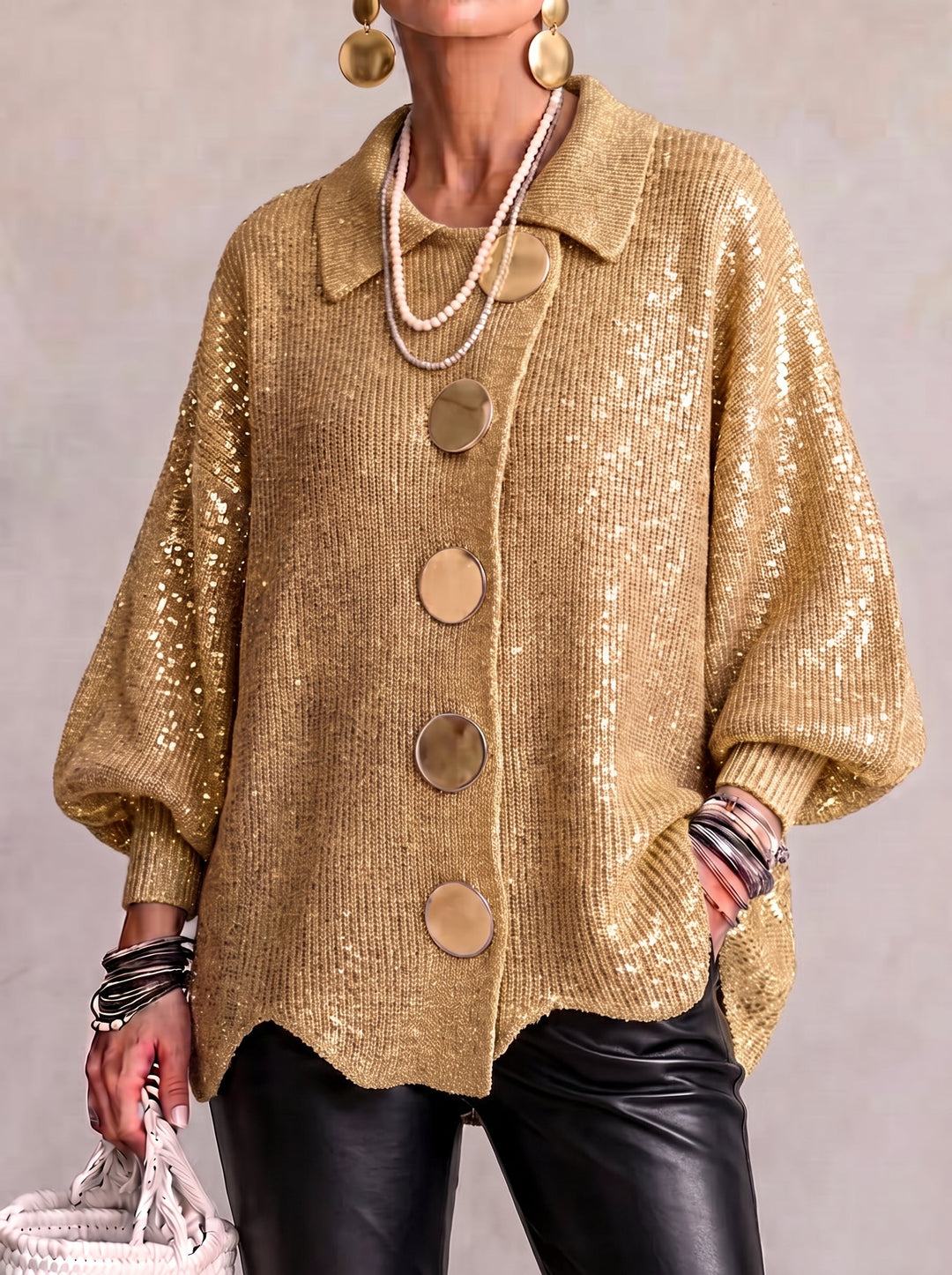Isabella | Oversized Krage Cardigan Med Stora Metallknappar