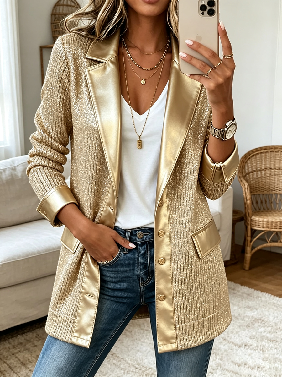 Karla | Chic Guldstickad Blazer Med Sleek Konstläderdetaljer