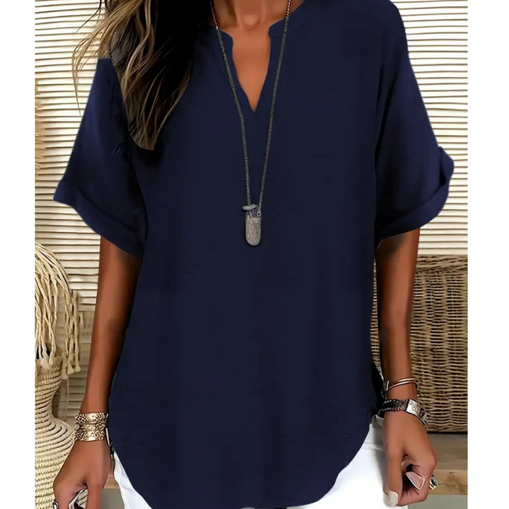 Livia | Luftig V-ringad Blus
