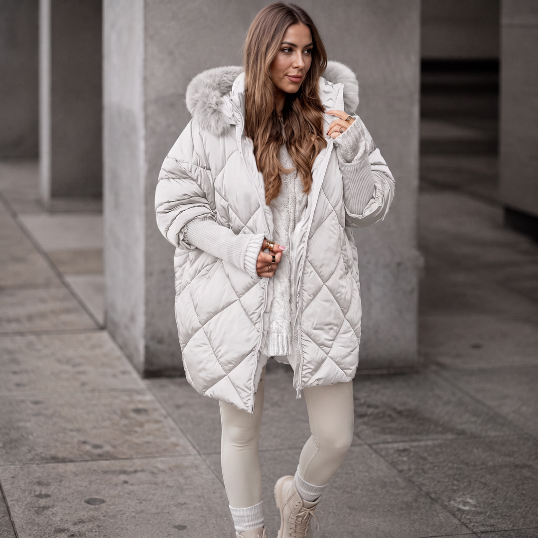 Pernilla | Oversized Quiltad Parka Med Fuskpälshuva