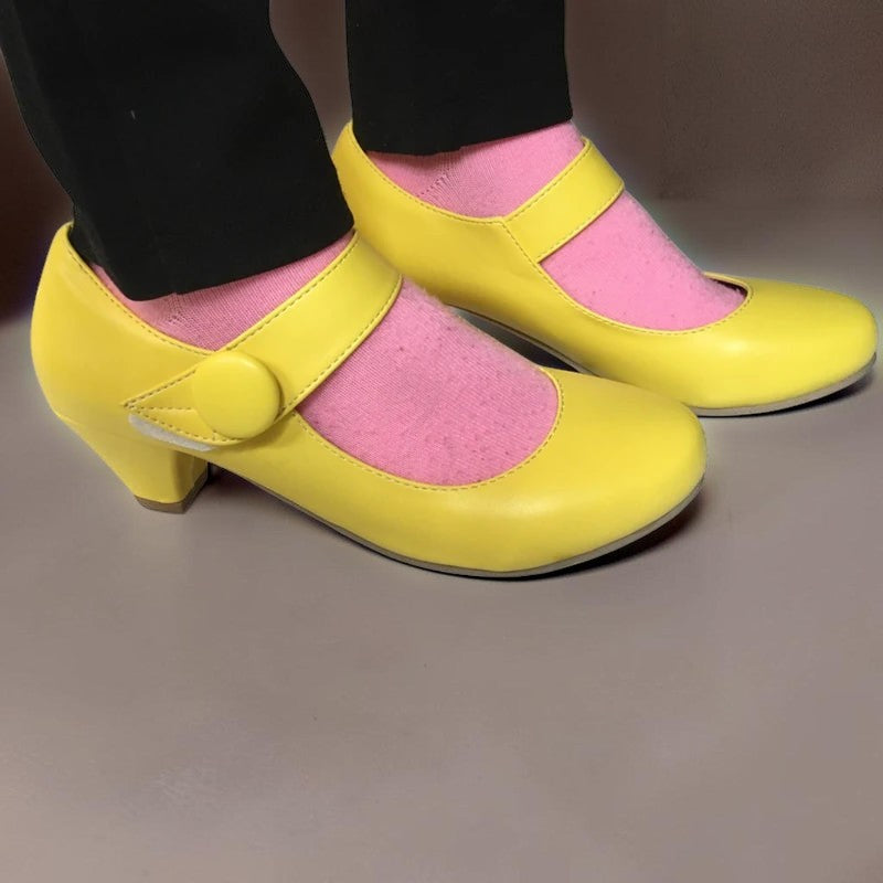 Gula Mary Jane-skor Agnetha med blockklack i vardagsoutfit